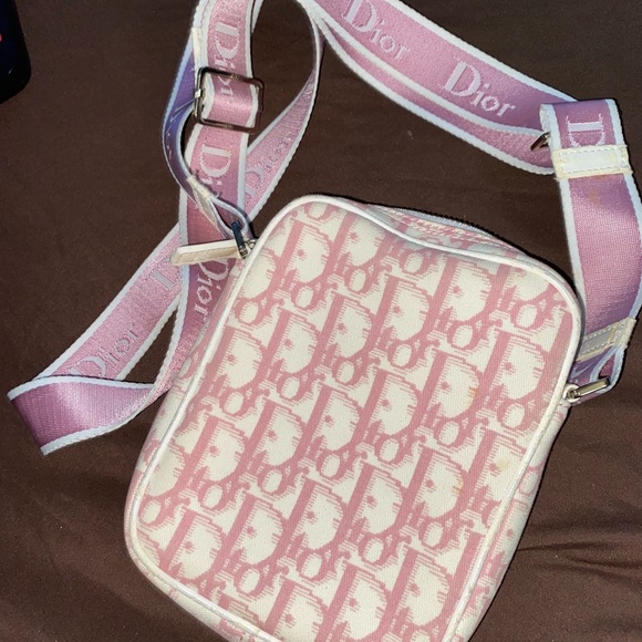 Pink Dior bag - Picture 2 of 5